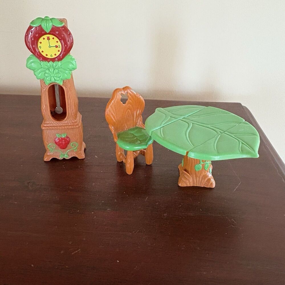1980’s Strawberry Shortcake Grandfather Clock Table And Chair